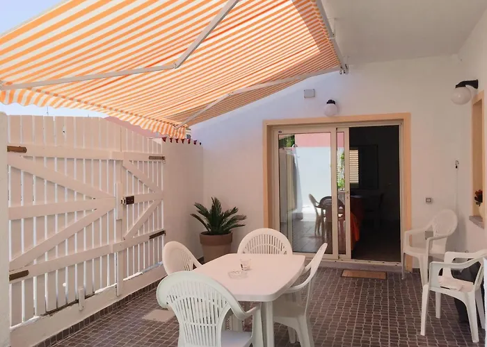 Apartment Jeannette *